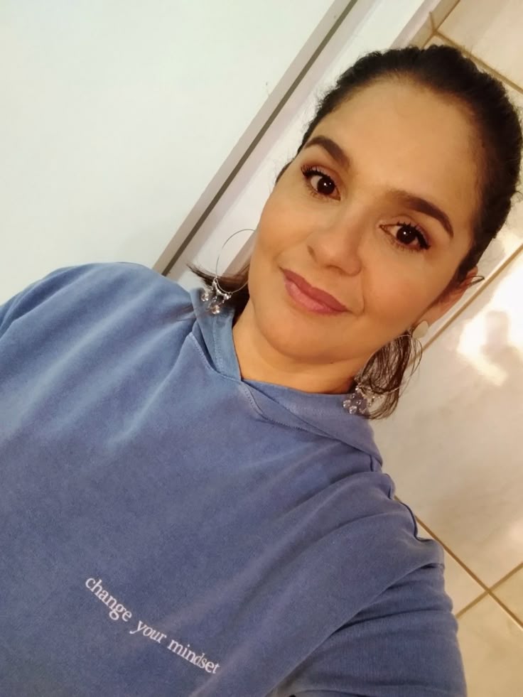 GlowUp lifting facial en 5 minutos + Gel conductor GRATIS
